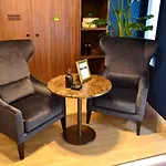 Alda Galeria Coruna ホテル