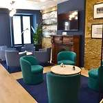 Alda Galeria Coruna ホテル 2*