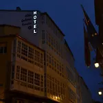 Alda Galeria Coruna ホテル 2*