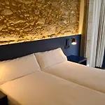 Alda Galeria Coruna ホテル 2*