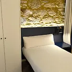 Alda Galeria Coruna ホテル ア・コルーニャ