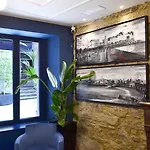 Alda Galeria Coruna ホテル 2*