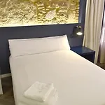 Alda Galeria Coruna ホテル