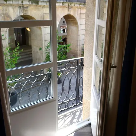 ホテル Alda Galeria Coruna