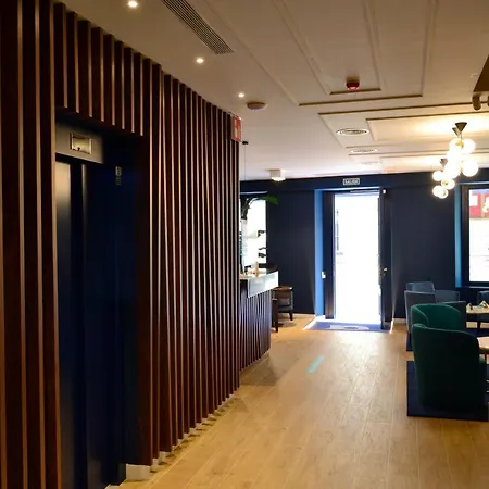 Alda Galeria Coruna ア・コルーニャ