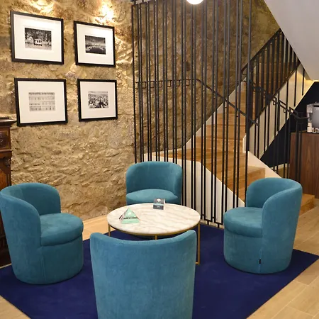 ホテル Alda Galeria Coruna
