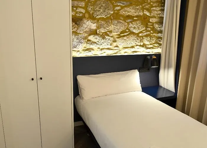 Alda Galeria Coruna Szálloda A Coruña