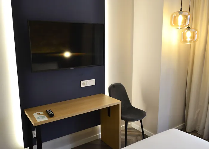 Szálloda Alda Galeria Coruna 2*